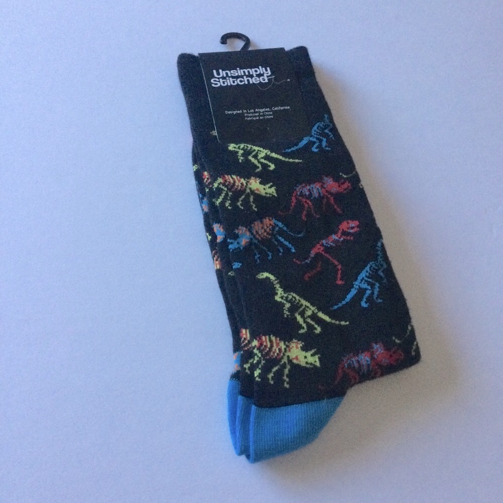 UNSIMPLY STITCHED MENS COMBD COTTON SOCKS NEON DINOSAUR NAVY BLUE MULTI OS NWT